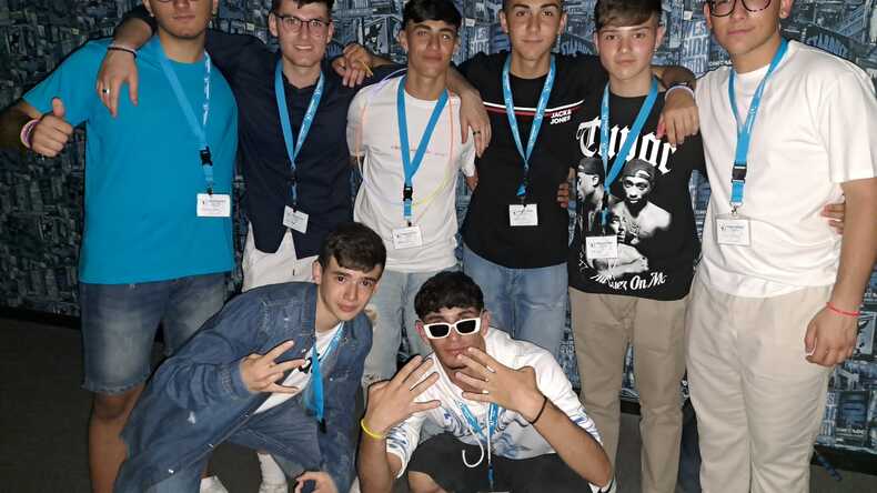 Dubeduca students