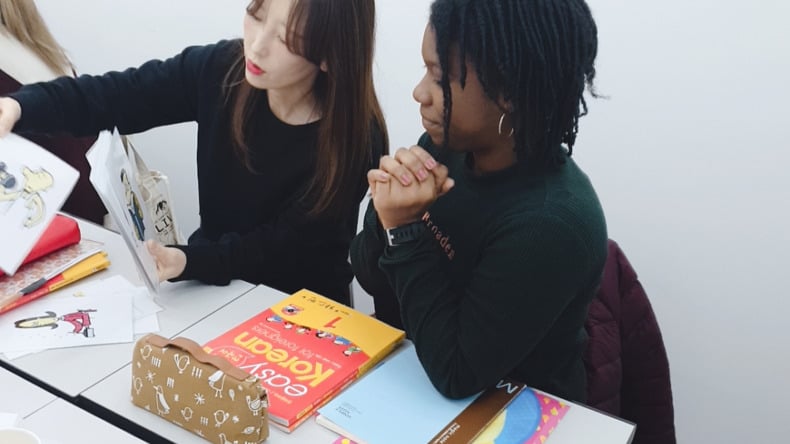 Lære hos Easy Korean Academy