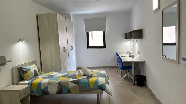 Quarto individual na residência