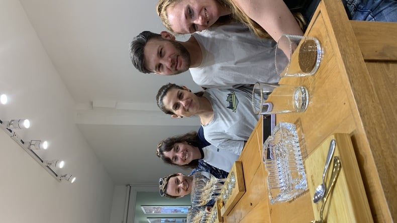 西班牙语课，注重实际生活会话