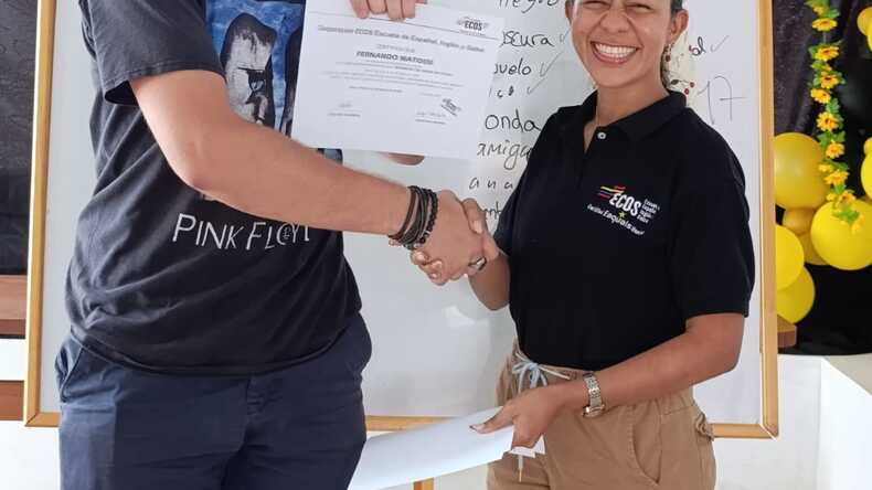 具有个人特色的证书颁发仪式