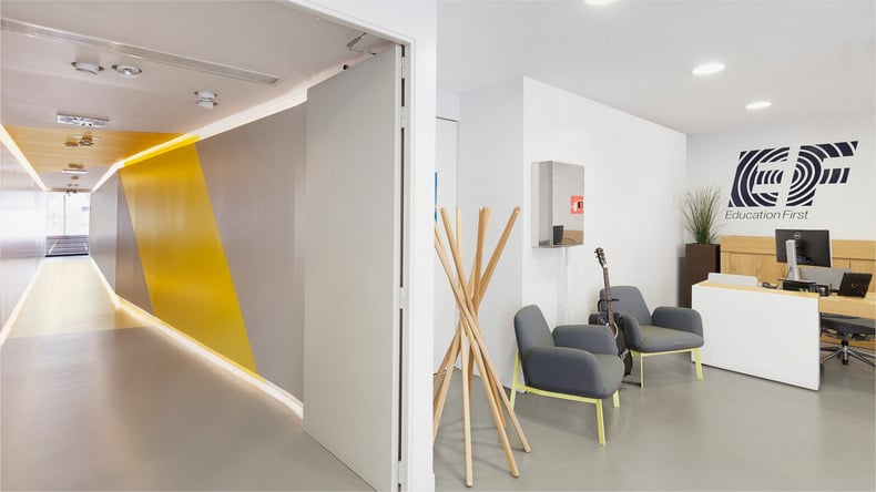 Indgang til EF Barcelona