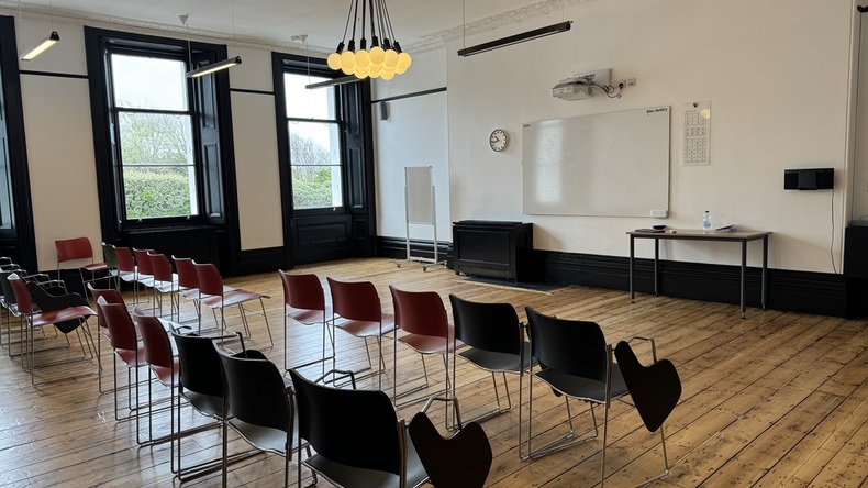 Foran i klasseværelset