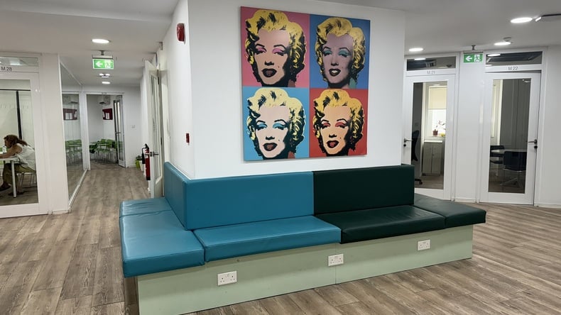 Seating area