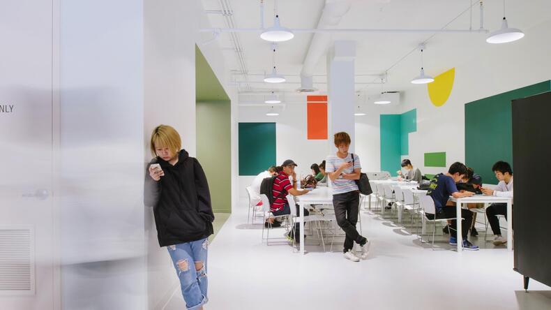 Elever i EF klassrum