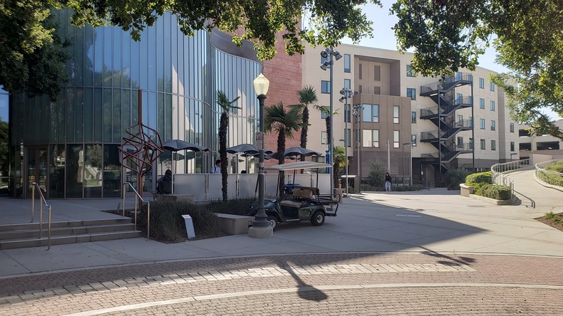 ELS 로스 앤젤레스 근거지