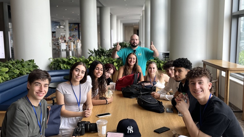 فصل المراهقين في بروكفيلد بليس (داخلي)