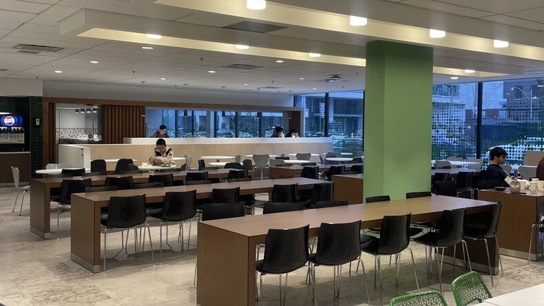 كافتيريا سكن الطلاب