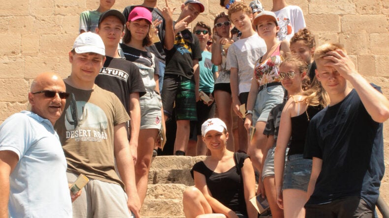 Group excursion
