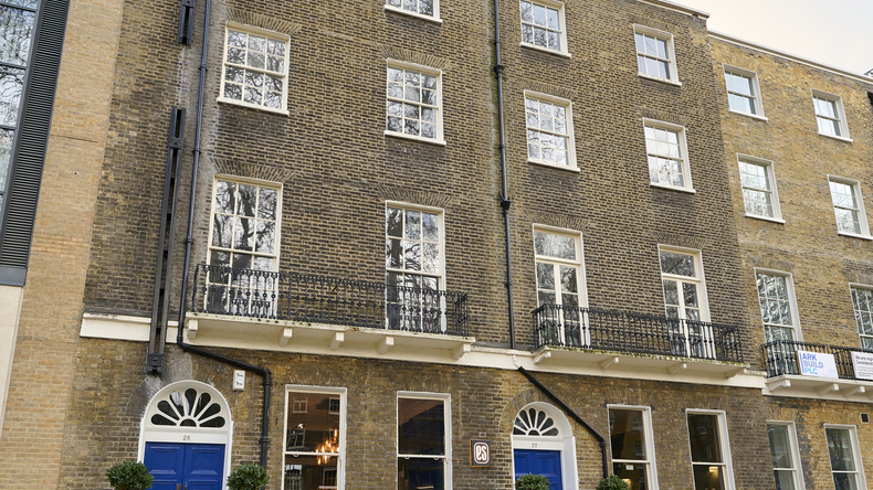 Az ES London épülete