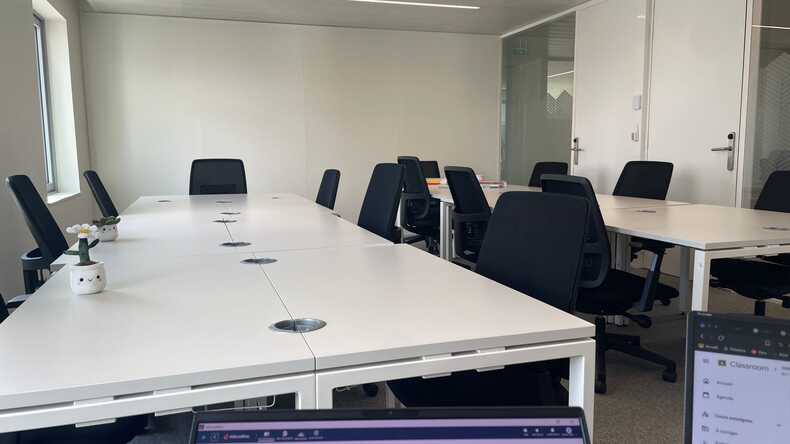 Group classroom at FTC Paris