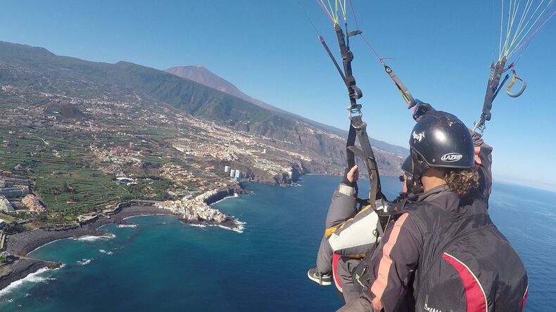 Spanska och paragliding