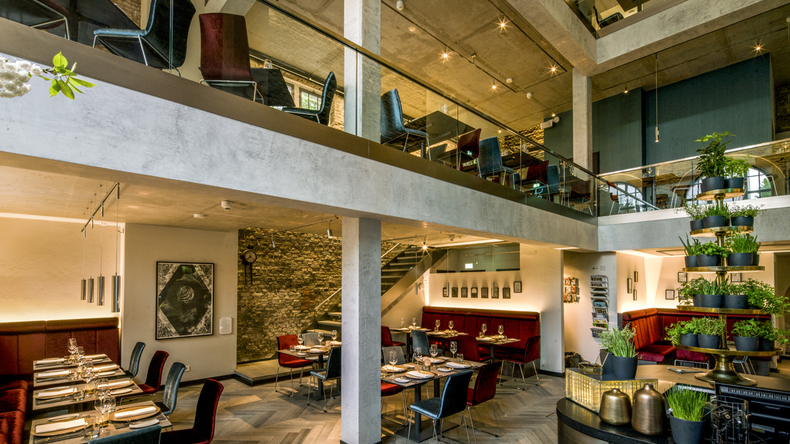 Hotel restaurant 