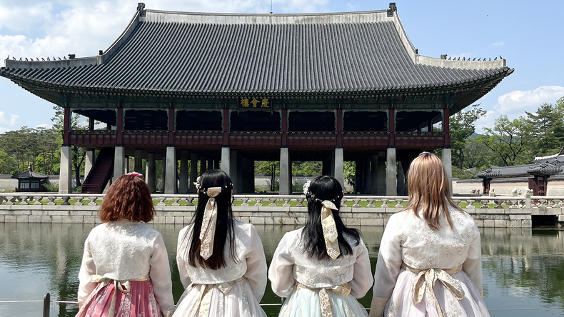 Aula de cultura coreana HANBOK