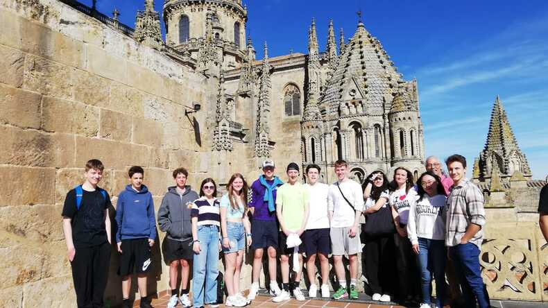 جولة في الكاتدرائية