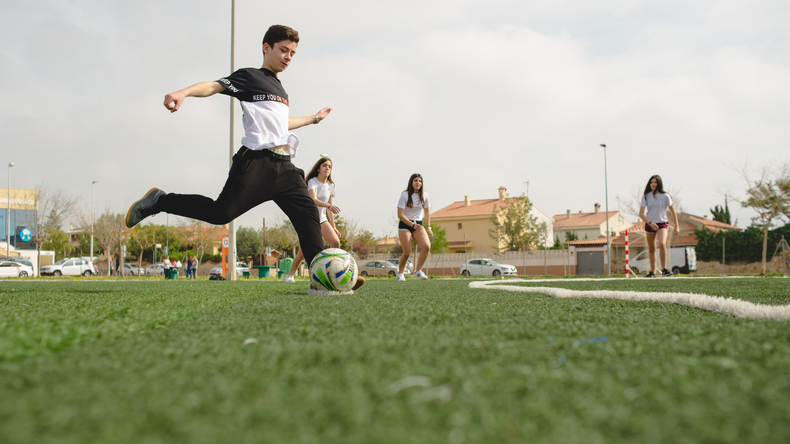 在 IBERIAN CAMPS 参加体育运动