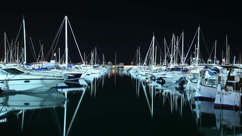 De haven 's nachts