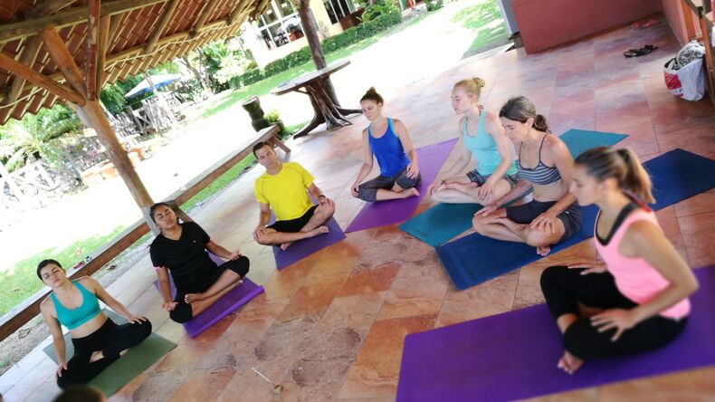 Yoga presso Intercultura Costa Rica Spanish Schools