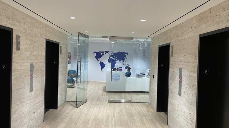 Elevadores e recepção