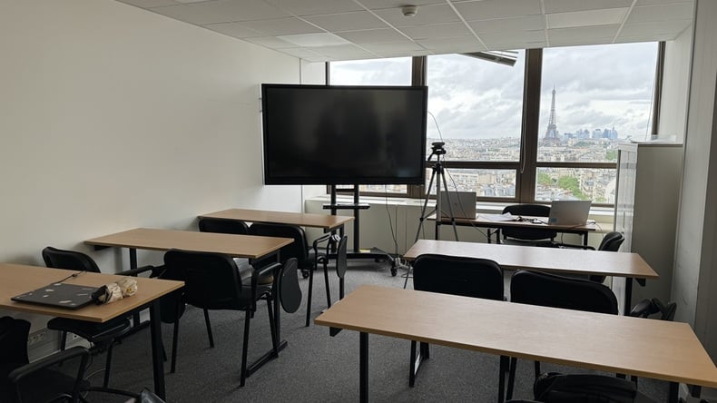 Small classroom at IS-DBA