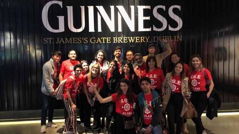 Kirándulás a Guinness áruházba.