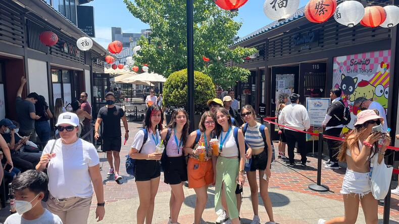 Alunos da JoStudy em excursão