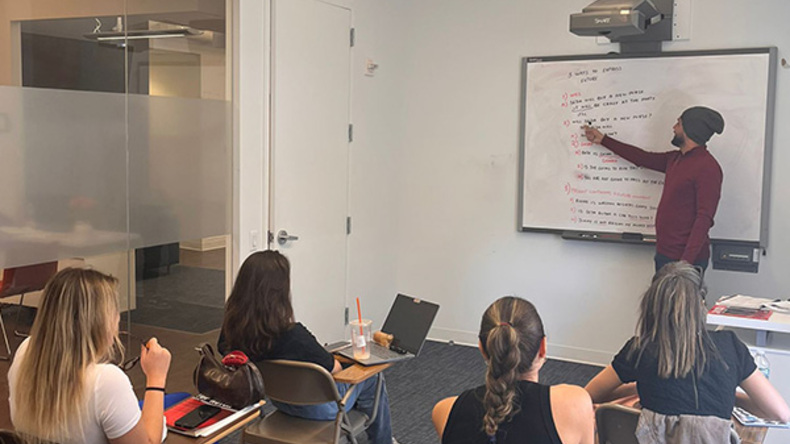 수업 중인 학생