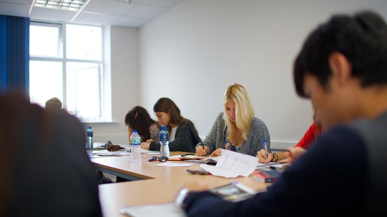 Tanulás a királyoknál