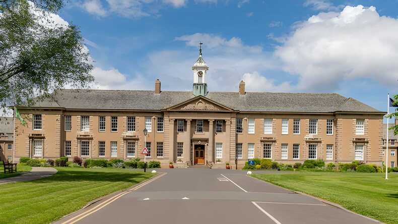 Merchiston Castle School
