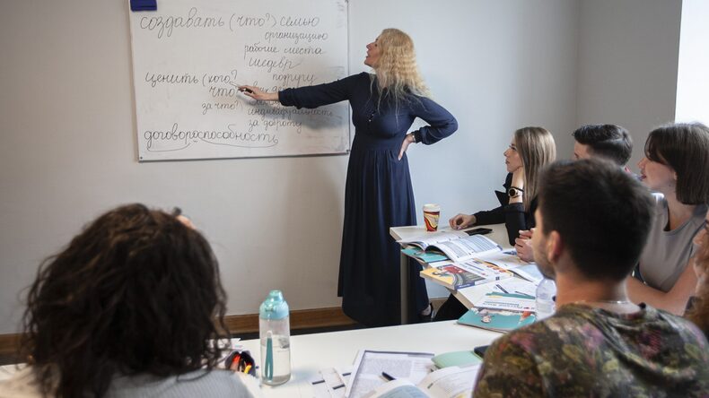 Alunos aprendendo