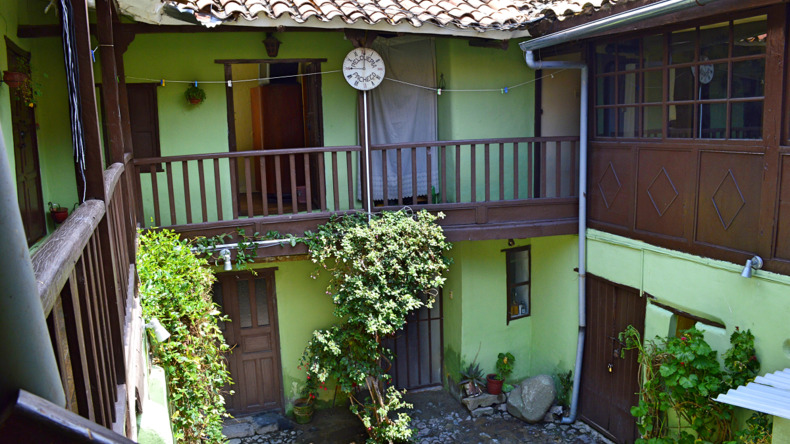 Homestay building
