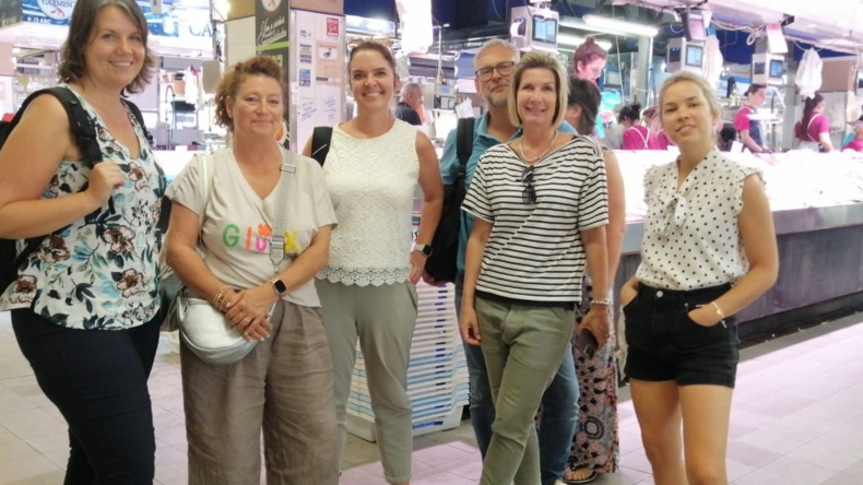 Diákok az élelmiszerpiacon