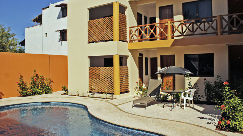 La Barca Surf House