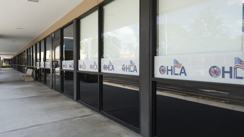 Nyitott Szívek Nyelvi Akadémia iskolaépület Boca Raton