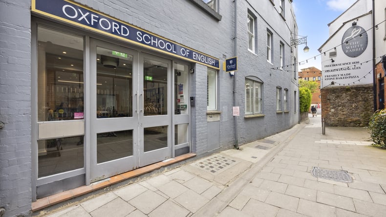 Oxford School of English