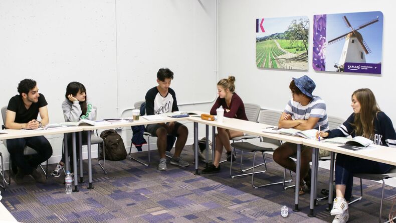 فصل Kaplan International English Santa Barbara 