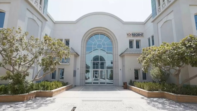 Regent Dubai schoolgebouw 