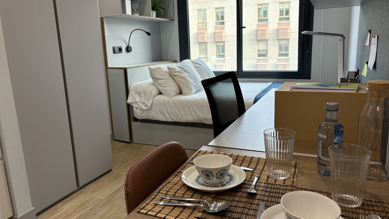 غرفة نوم بحمام خاص