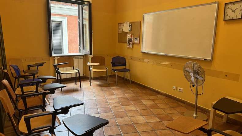 Scuola Leonardo da Vinci 教室
