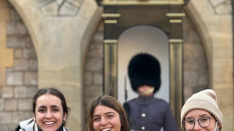 Studenter med vakt, utflukt til London