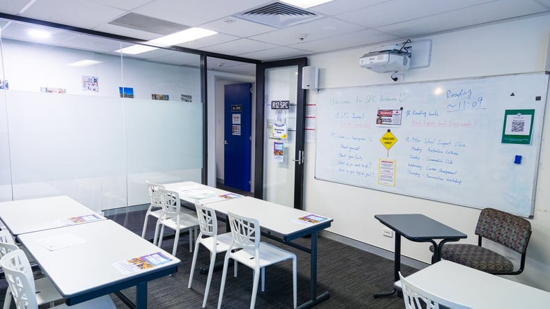 Классная комната для групповых занятий