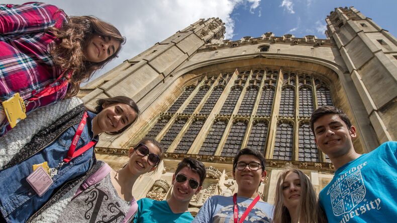 طلاب Studio Cambridge