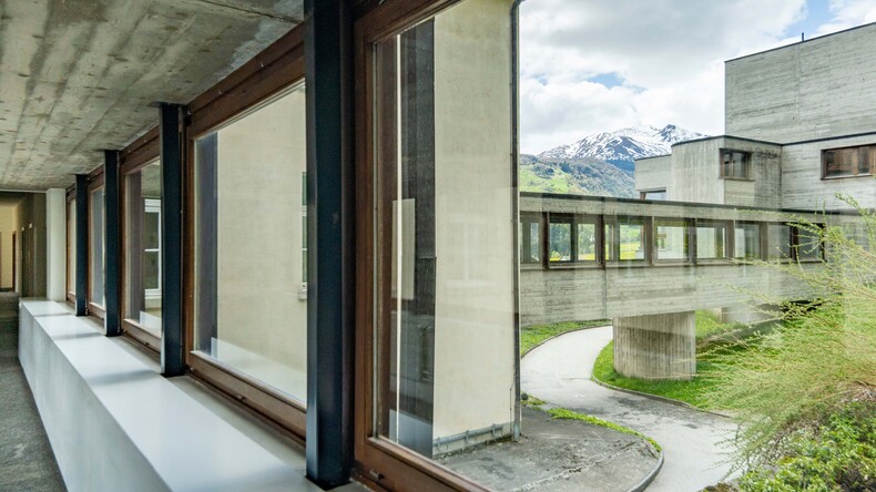 Mountain campus 