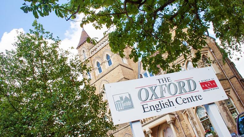 L'edificio scolastico dell'Oxford English Centre 