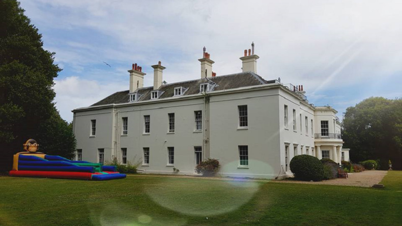 Escola em Eastbourne