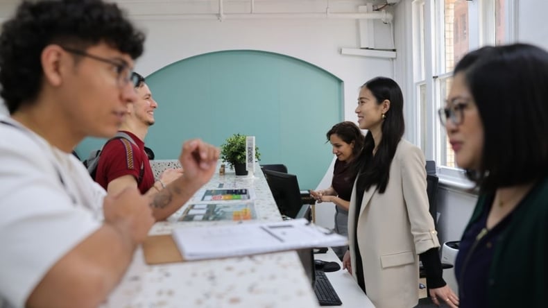 Studenter på mottagning
