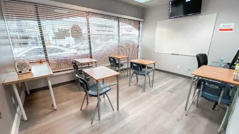 VanWest_Kelowna_Klasseværelse 5