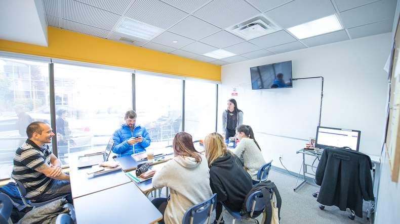 VanWest_Kelowna_Studenter 4