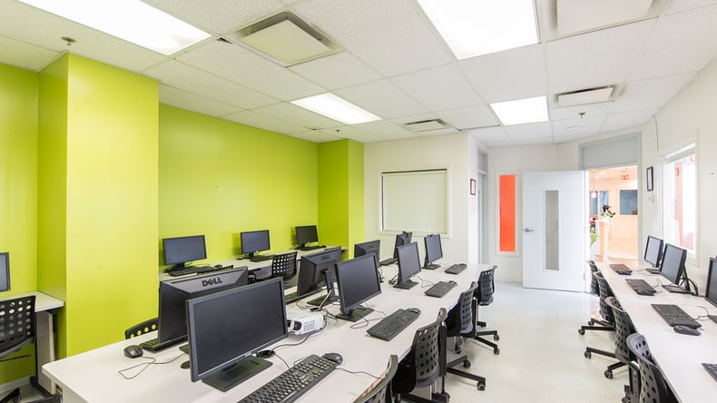 VanWest Vancouver datasal