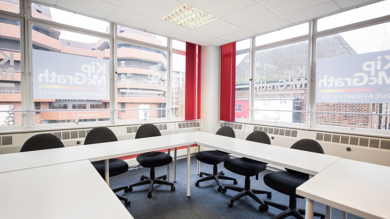 Aula della West London English School